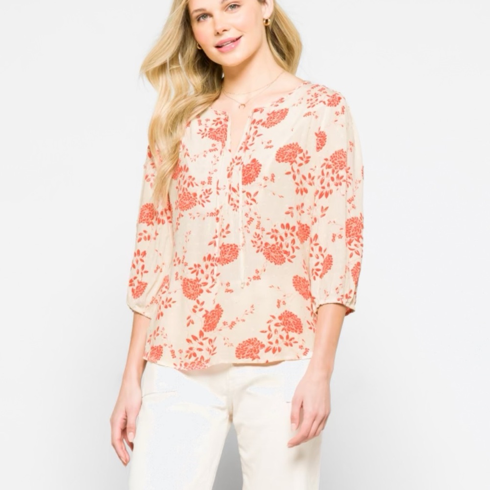 Paper Moon size, small orange and cream Stitch Fix top